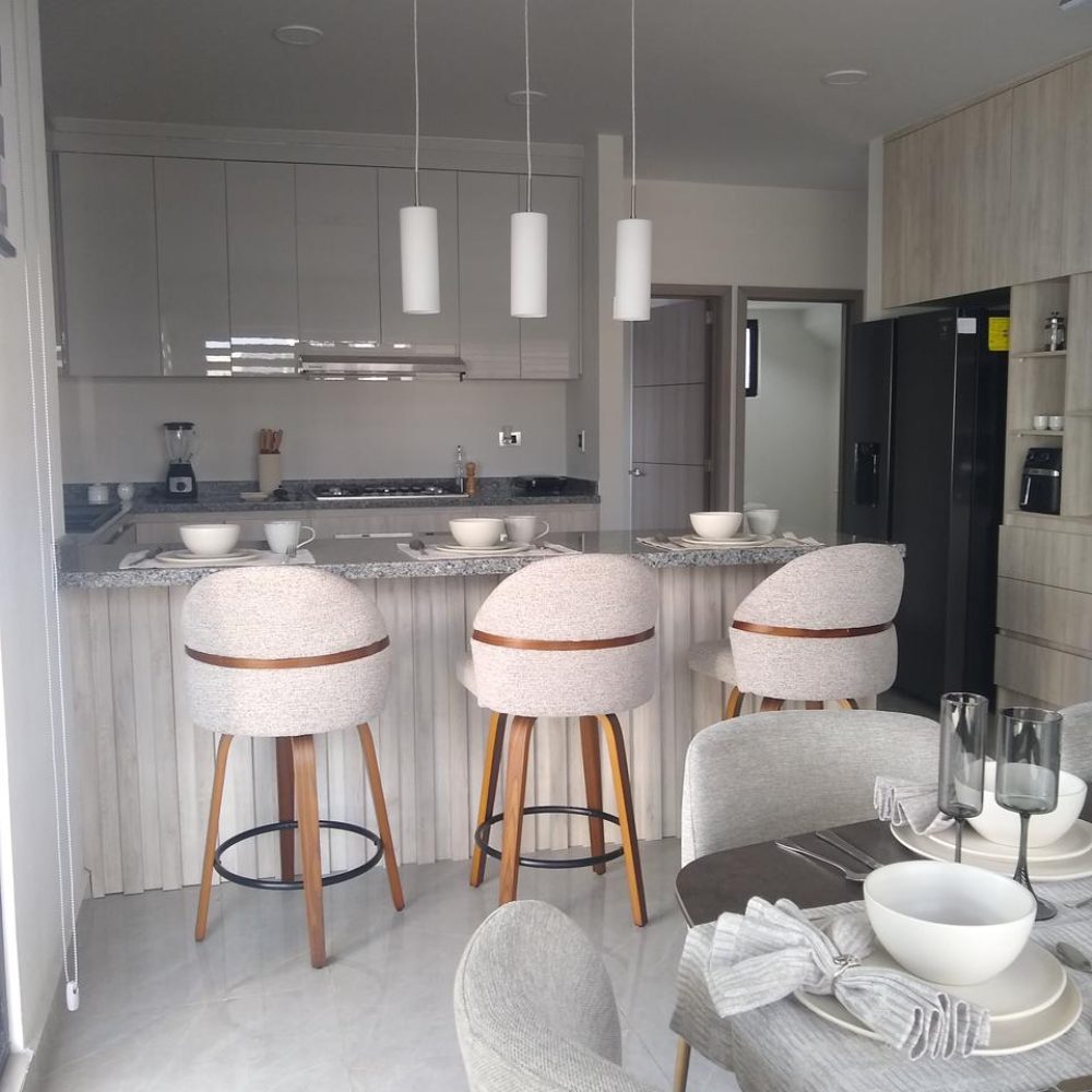 CAROLINA INTERIORES 2